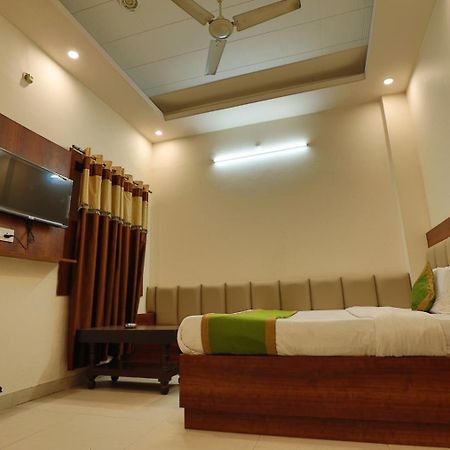 Hotel Haridev Roorkee 외부 사진